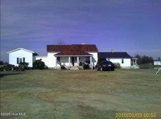 294 Crumpler Lake Ln, Clinton, NC 28328