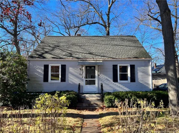 12 South Alton Street, Manchester, CT 06040