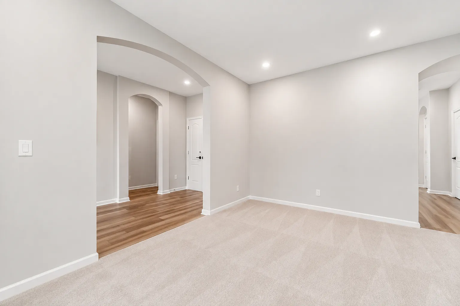 4 bed, 3325 sqft, $3,499 — Photo 4