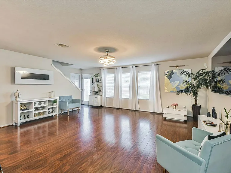 13510 Dahlia Green Way — Photo 8