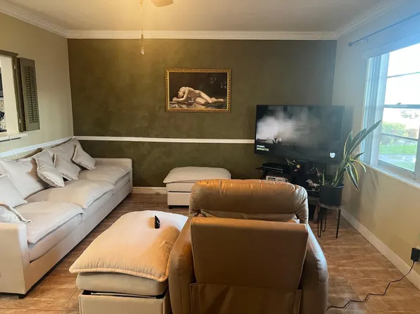 153 Easthampton G #G, West Palm Beach, FL 33417