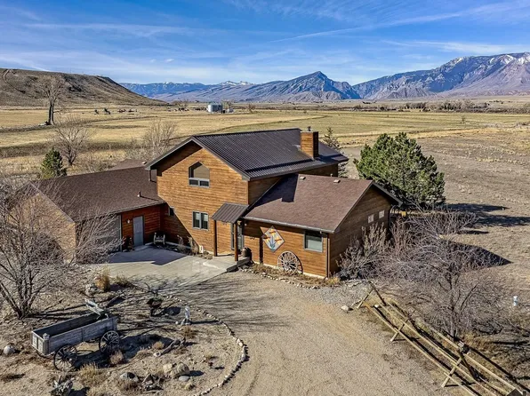 312 Road 8VE, Clark, WY 82435