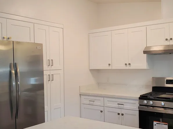 4848 San Gordiano Ave APT A, Santa Barbara, CA 93111