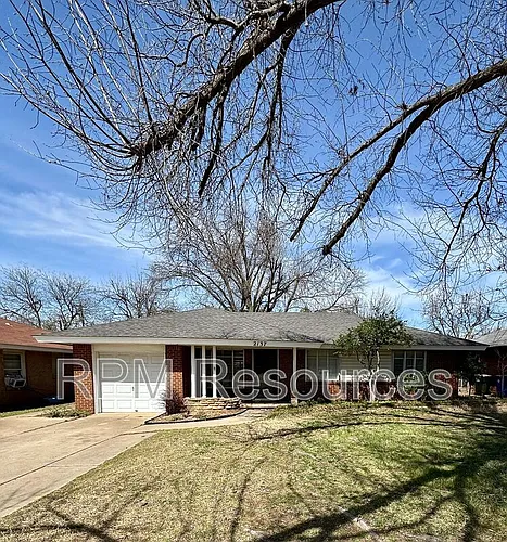 2137 Barclay Rd Photo 1 2137 Barclay Rd Photo 1