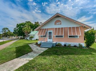 111 Bay St, Tarpon Springs, FL 34689