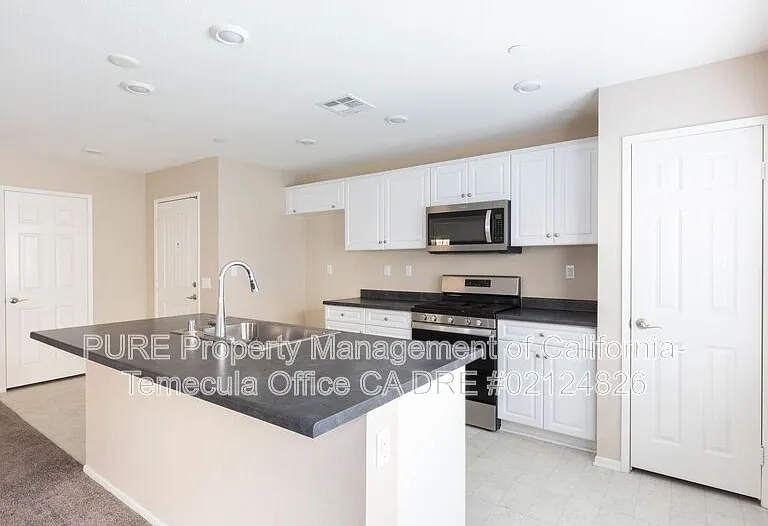 41966 Pedraza St — Photo 4