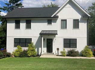 39 Clark St, Summit, NJ 07901