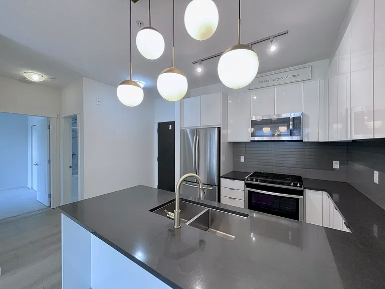 15137 33rd Ave #222 — Photo 5
