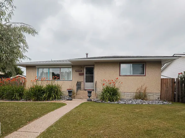 10319 45th St NW, Edmonton, AB T6A 1W8
