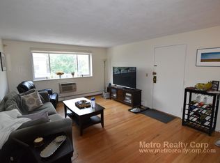 77 Green St, Brookline, MA 02446