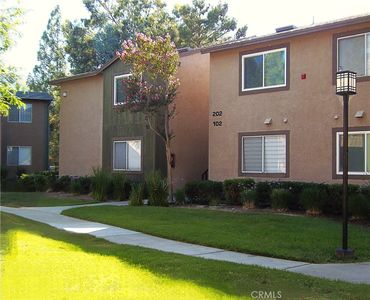 2604 Avenida Del Vis APT 202, Corona, CA, 92882