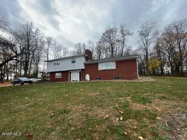 1915 Auction Rd, Martinsburg, PA 16662