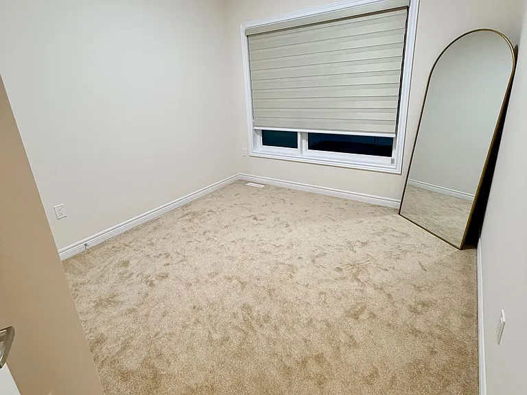 1284 Klondike Dr #UPPER FLOOR — Photo 13