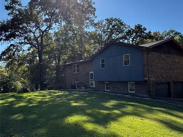 9043 Slemer Ln, Worden, IL 62097
