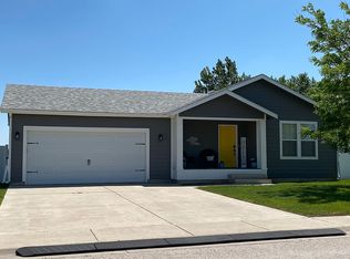 1602 Pathfinder Cir, Gillette, WY 82716