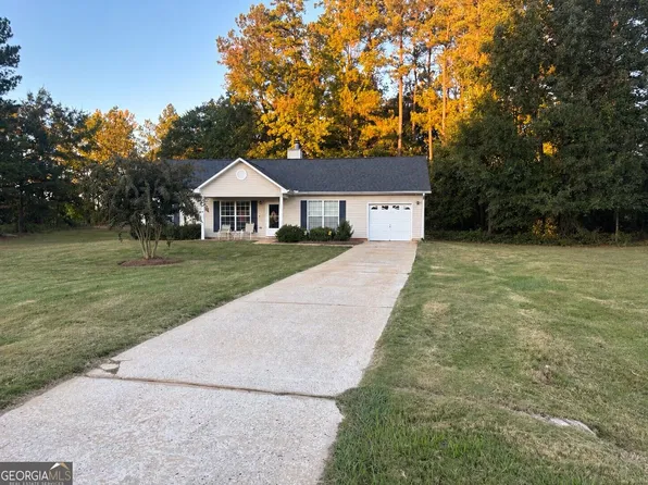 20 Sydney Woods Dr, Forsyth, GA 31029