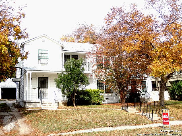 1st image of 135 KATHERINE CT