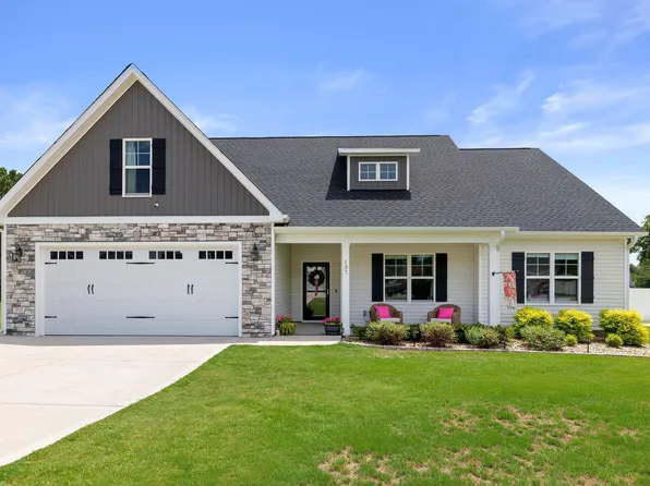 137 Shadybrook Dr, Benson, NC 27504