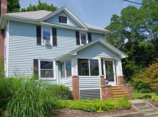 26 Sumner Ave, Northampton, MA 01062