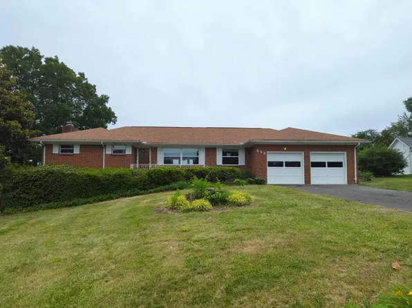 800 Asterwood Dr, Rossville, GA 30741