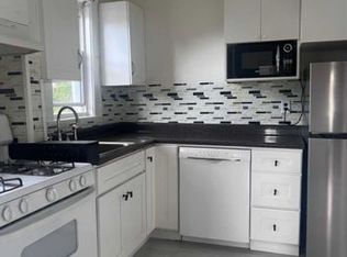 1210 15th St FLOOR 2, Fort Lee, NJ 07024