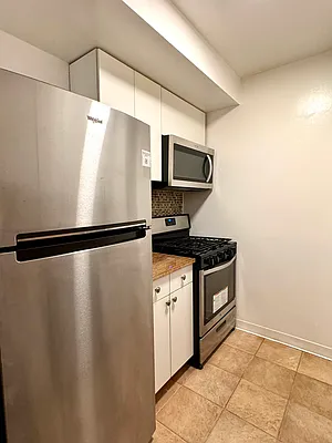 Rented by Oxford Property Group | media 22