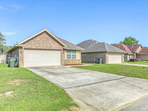 4th image of 2566 Fiddlers Cir