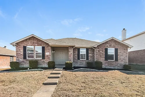 1412 Laurel Ln Photo 1