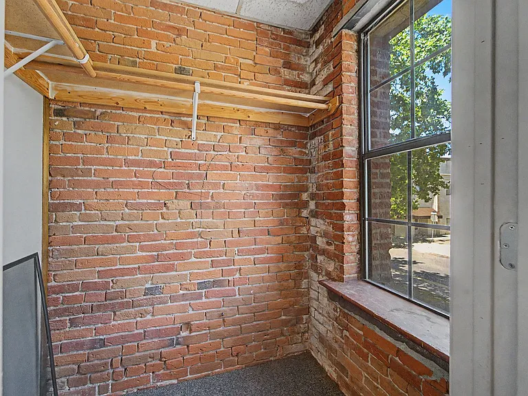 312 1st St — Photo 7