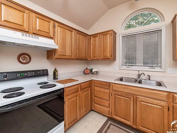3rd image of 2717 Ann Ct