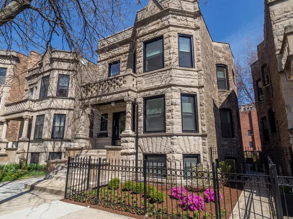 834 W Waveland Ave, Chicago, IL 60613