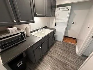 4304 S Claiborne Ave — Photo 6