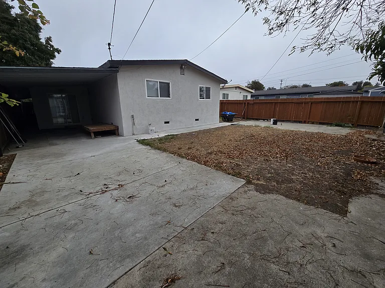 5334 Creely Ave — Photo 14