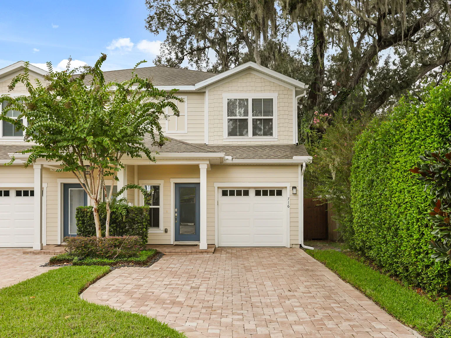 3 bed, 2.5 bath, 1525 sqft, $3,495 — Photo 1