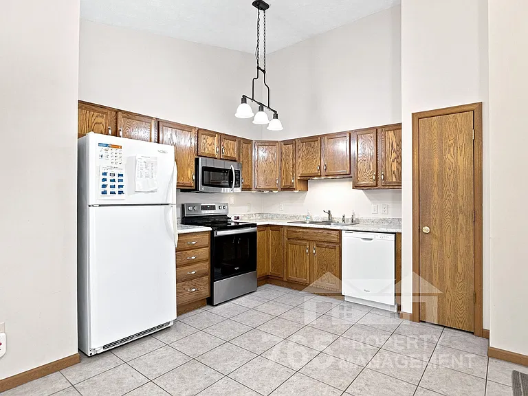 3330 Hopkins Dr #3330 — Photo 9