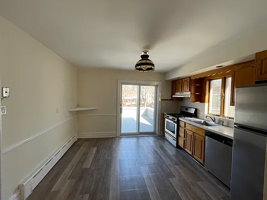 Rented by Jabour Realty Company | media 2