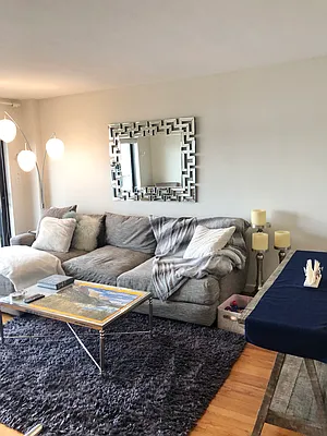 Rented by Peter Ashe | media 40