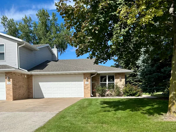 3734 Rose Garden Way, Green Bay, WI 54311