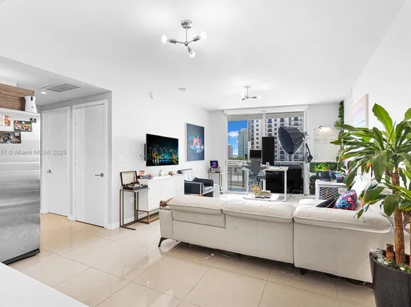 1010 SW 2nd Ave #1010, Miami, FL 33131