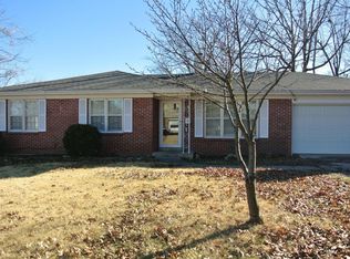 1907 Tower Dr, Jefferson City, MO 65109