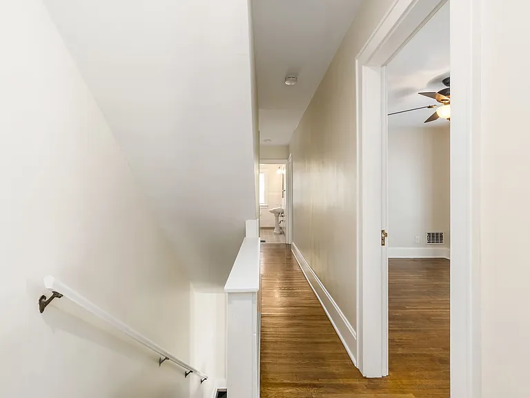 41 W California Ave — Photo 17