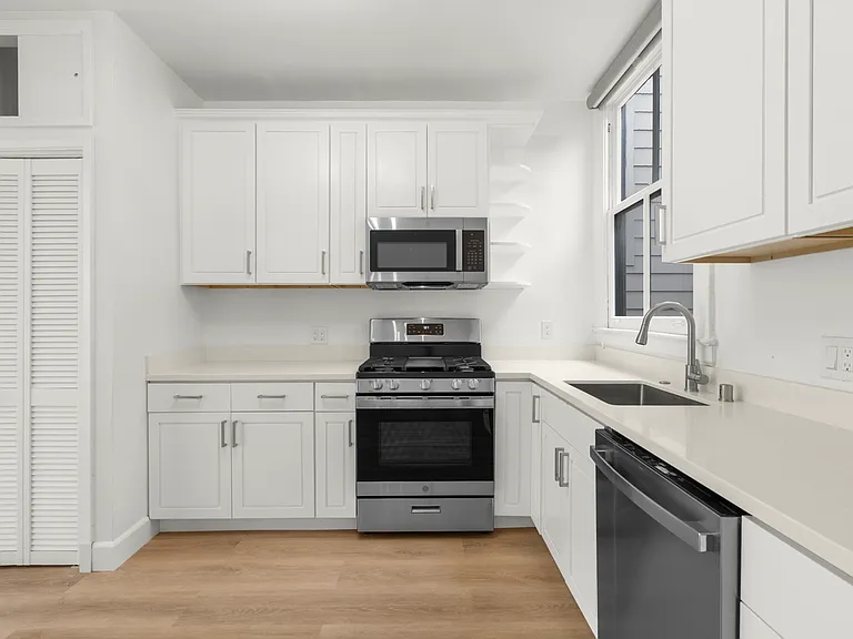 2315 Bush St #1 — Photo 19