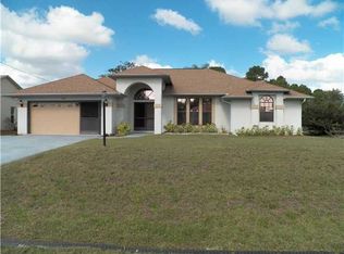 325 SE Cork Rd, Port Saint Lucie, FL 34984