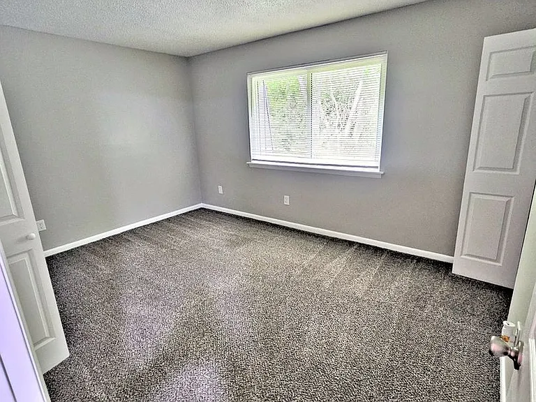 Avalon Cove Townhomes — Photo 62