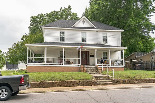 1710 Lomond St Photo 1