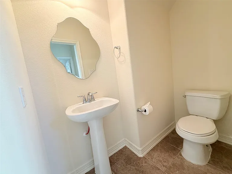28015 Silverstream Ct — Photo 19