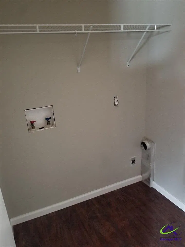 2 bed, 1.0 bath, 960 sqft, $1,150 — Photo 4