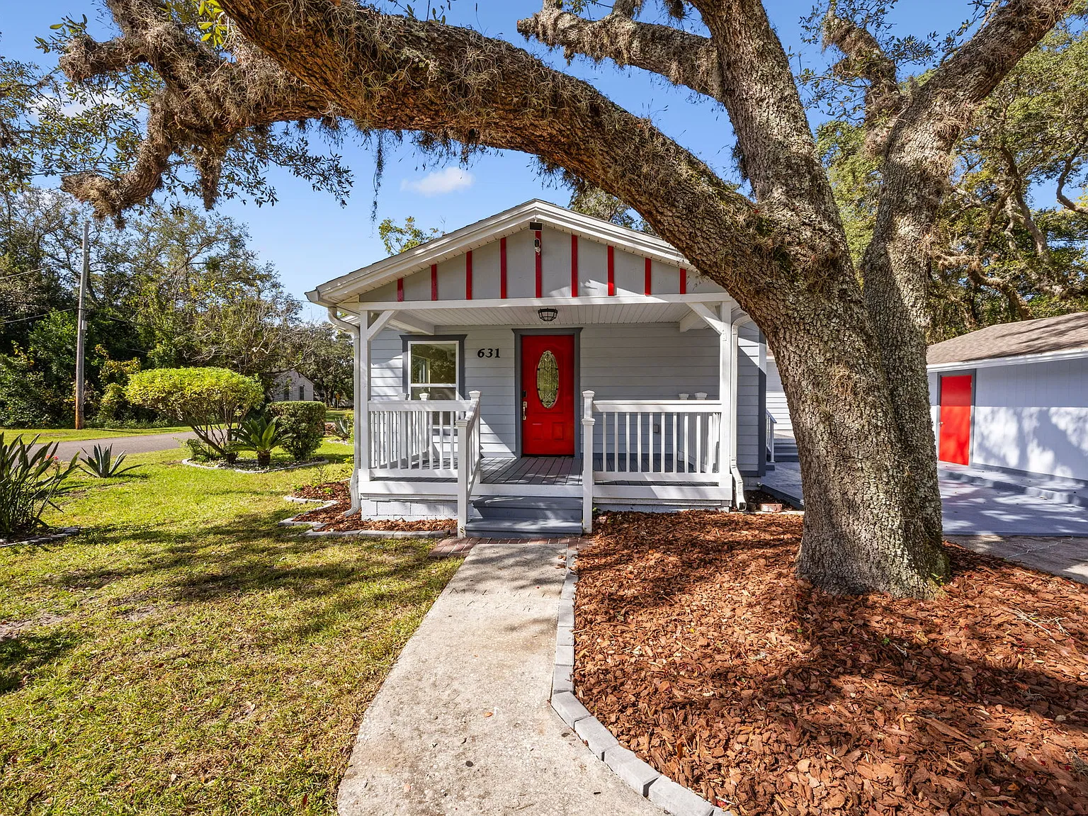 3 bed, 1132 sqft, $3,000 — Photo 3