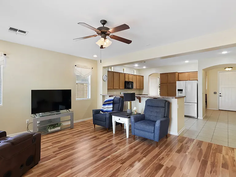 2377 E San Gabriel Trl — Photo 10
