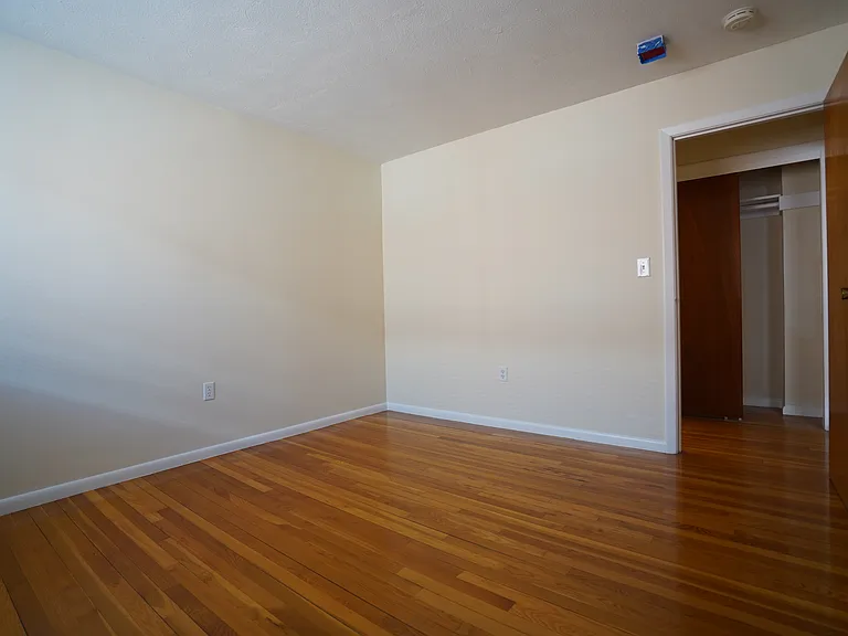 360 Market St #7 — Photo 12